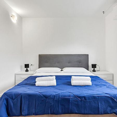Appartamento Pellegrino Rossi 46 - Affitti Brevi Italia Milano Esterno foto